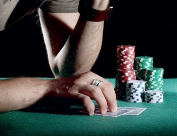 leggere un bluff a poker