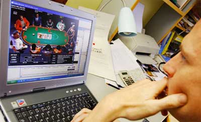 Giocare a poker online